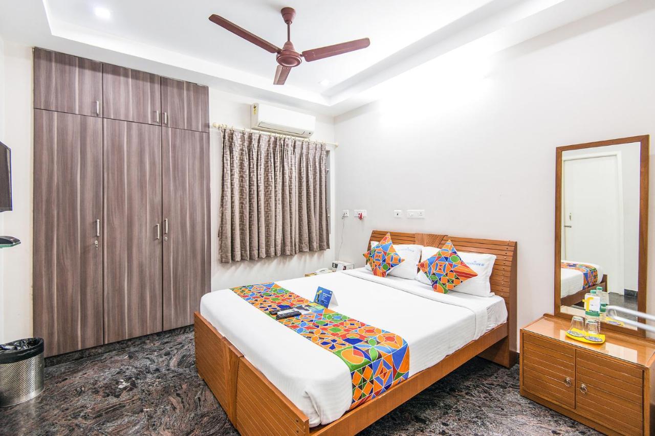 Fabhotel Rithikha Inn Porur Madras Buitenkant foto