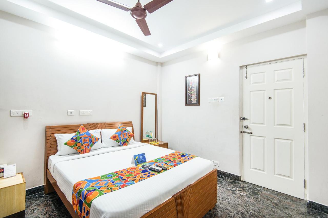 Fabhotel Rithikha Inn Porur Madras Buitenkant foto